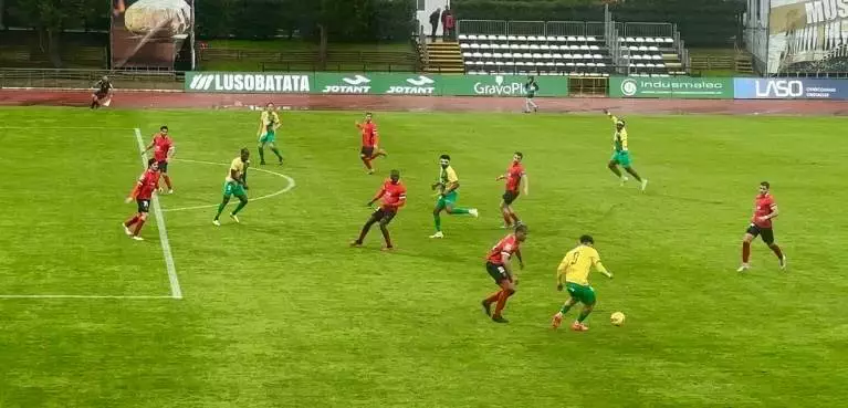 CD Mafra and UD Oliveirense Battle to a Stalemate in Challenging Conditions 1
